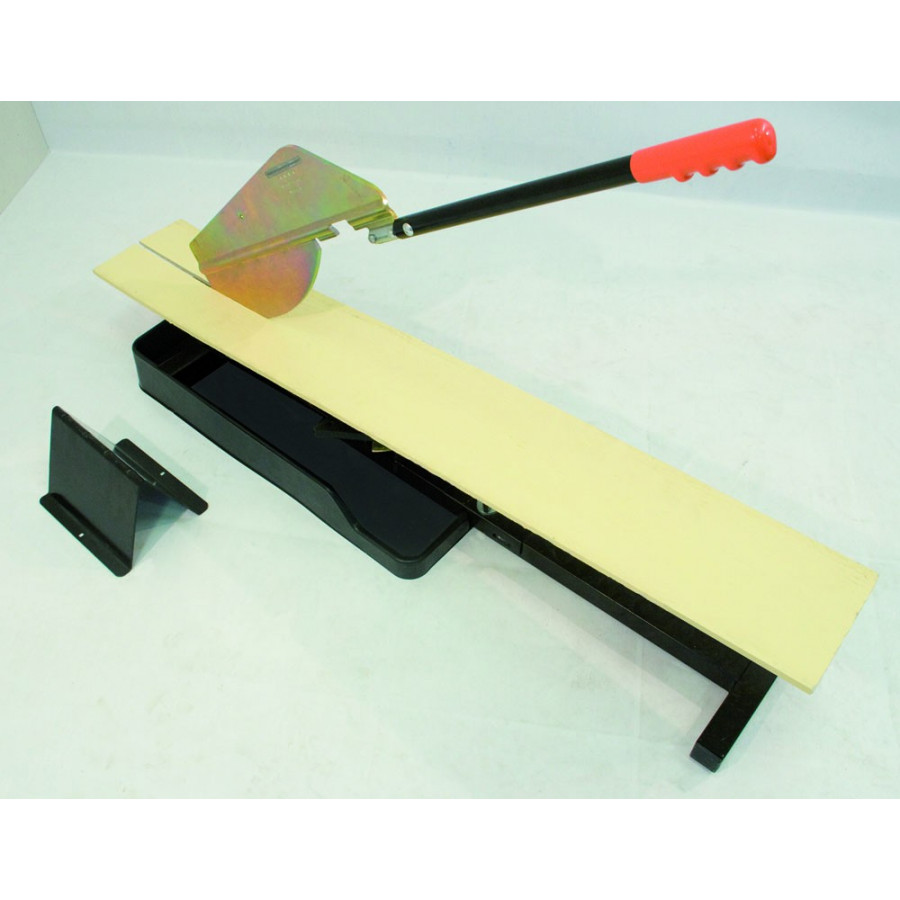 VARIOCUT Professional guillotine to cut fiber cement siding EDMA