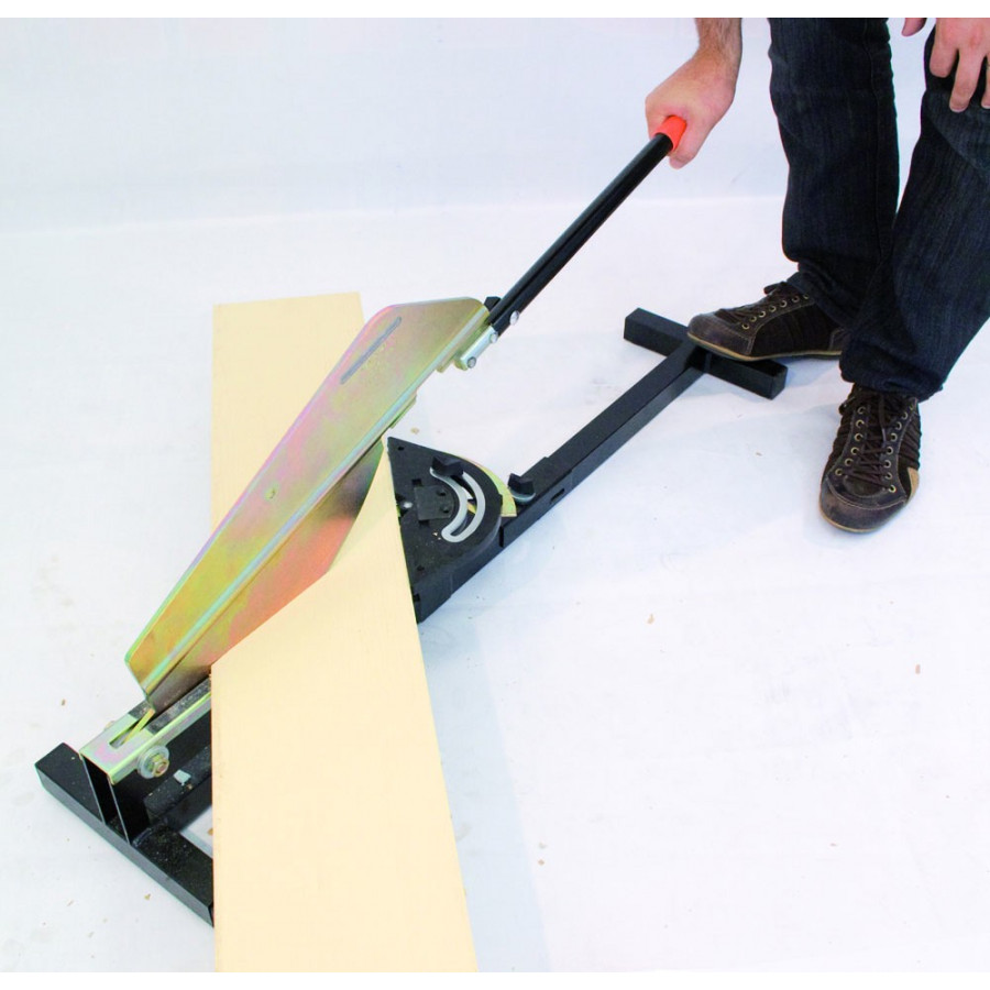 EDMA VARIOCUT Guillotine à lame de bardage fibresciment EDMA VARIOCUT Guillotine à lame de bardage fibresciment