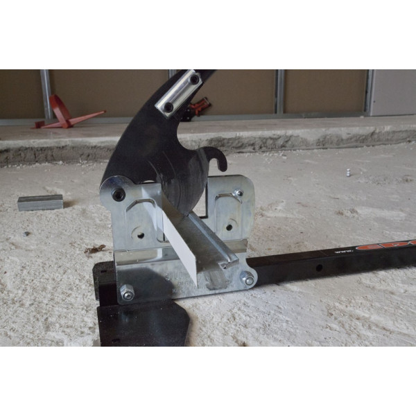 EDMA STUD CUTTER - Guillotine pour profilés métalliques