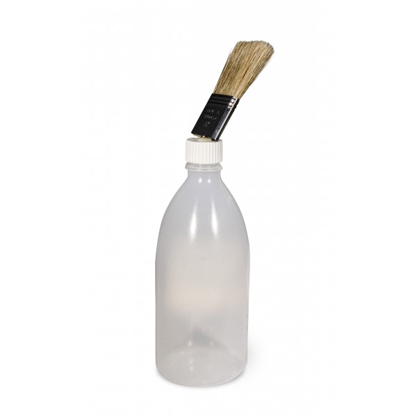 PLASTIC BOTTLE - 500 ml with angled brush